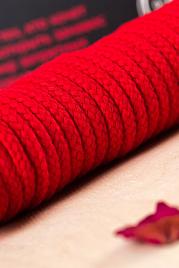 Купить Красная текстильная веревка для бондажа - 1 м. в Москве.