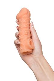 Купить Телесная закрытая насадка с пучками шишечек Cock Sleeve Size M - 15,6 см. в Москве.