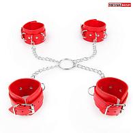 Купить Комплект красных наручников и оков на металлических креплениях с кольцом в Москве.