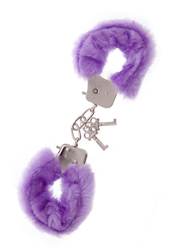 Купить Фиолетовые меховые наручники METAL HANDCUFF WITH PLUSH LAVENDER в Москве.