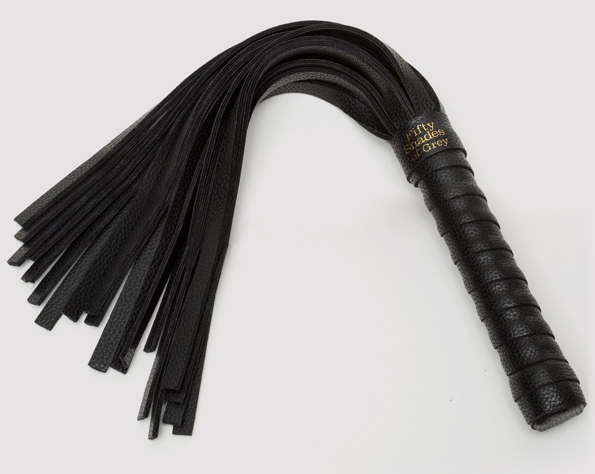 Купить Черная кожаная плеть Bound to You Faux Leather Small Flogger - 29,2 см. в Москве.