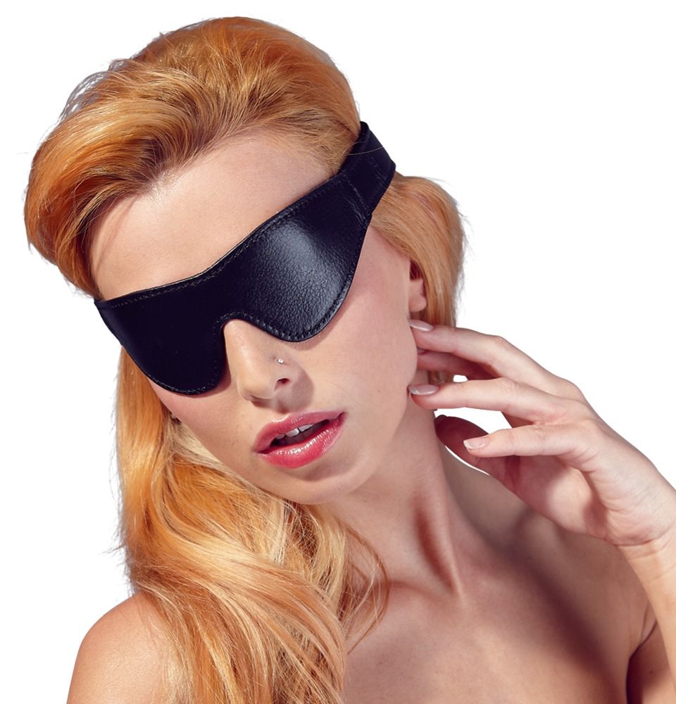 Купить Плотная черная маска на глаза в Москве.