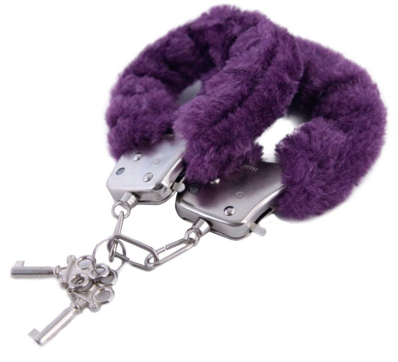 Купить Фиолетовые наручники в Москве.